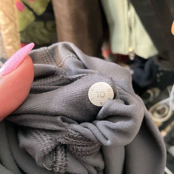 Lululemon Align High Rise Leggings 23” - Picture 6 of 7